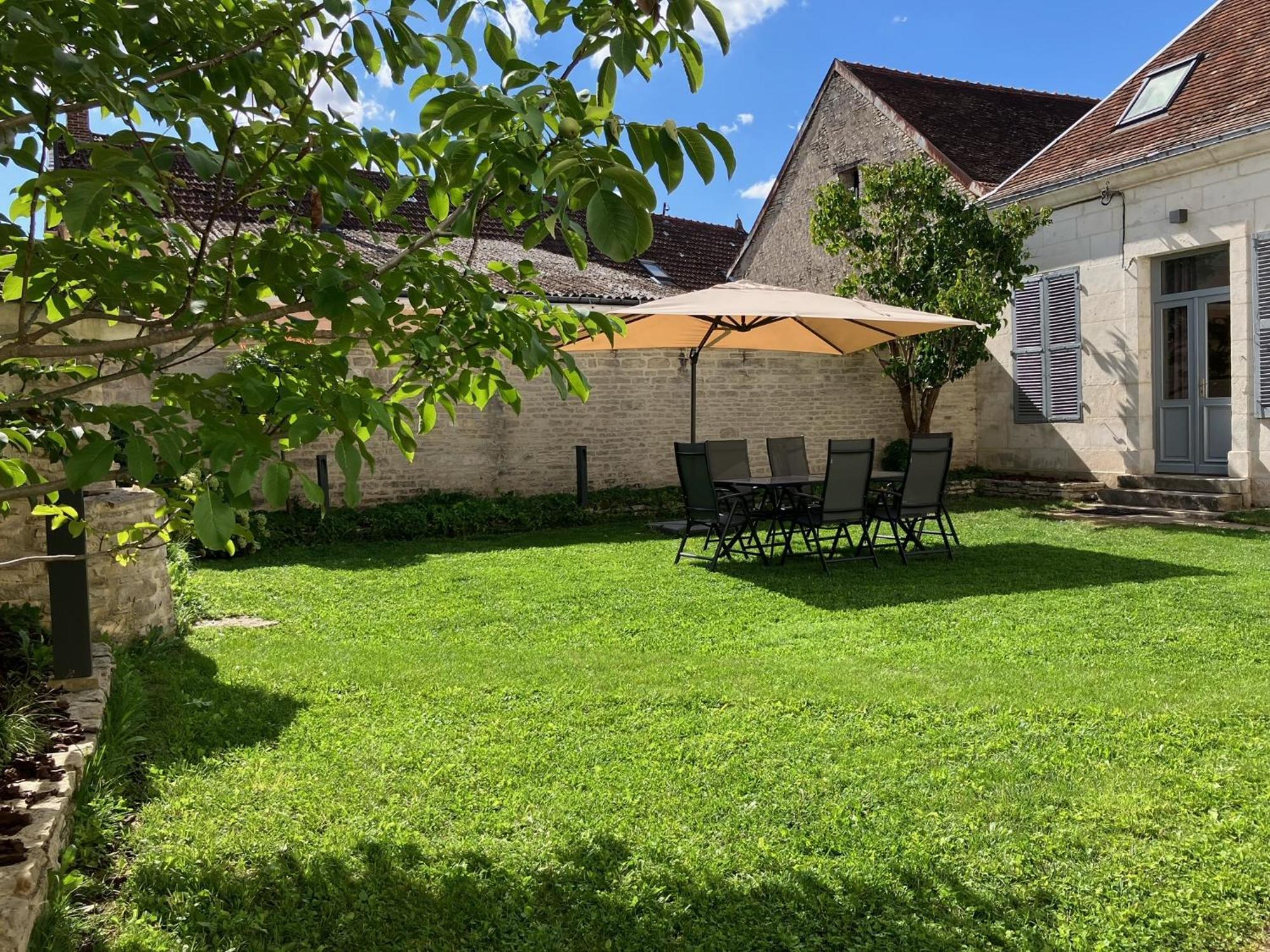 La Villa Lombardi En Champagne, Avec Piscine Privee Et Jacuzzi Les Riceys Buitenkant foto